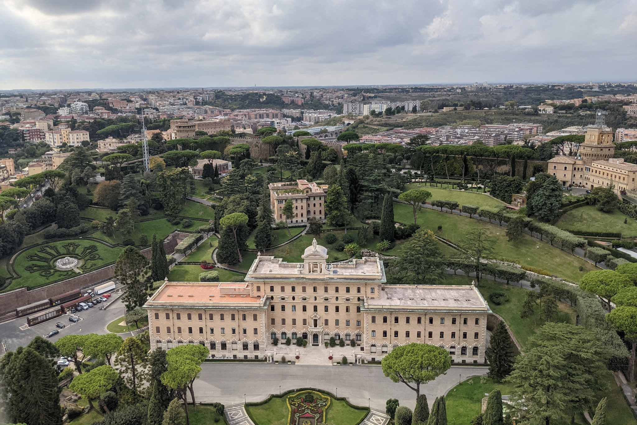 Colline du Vatican, 75 mLe Vatican🇻🇦